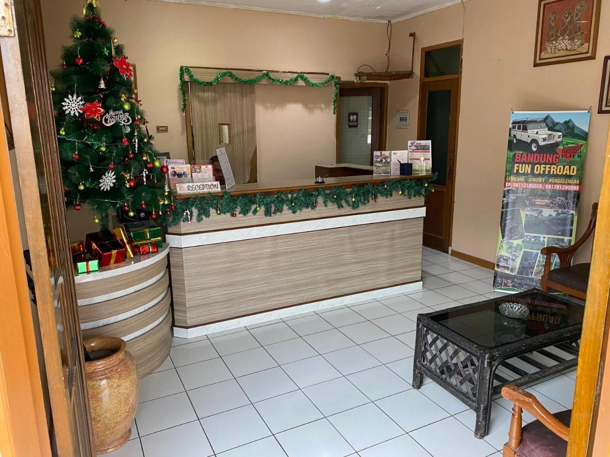Hotel Puspa Sari Ciater Extérieur photo